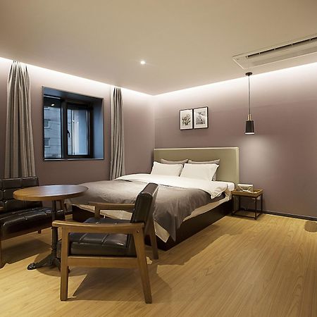 Brown Dot Hotel 昌原市 外观 照片