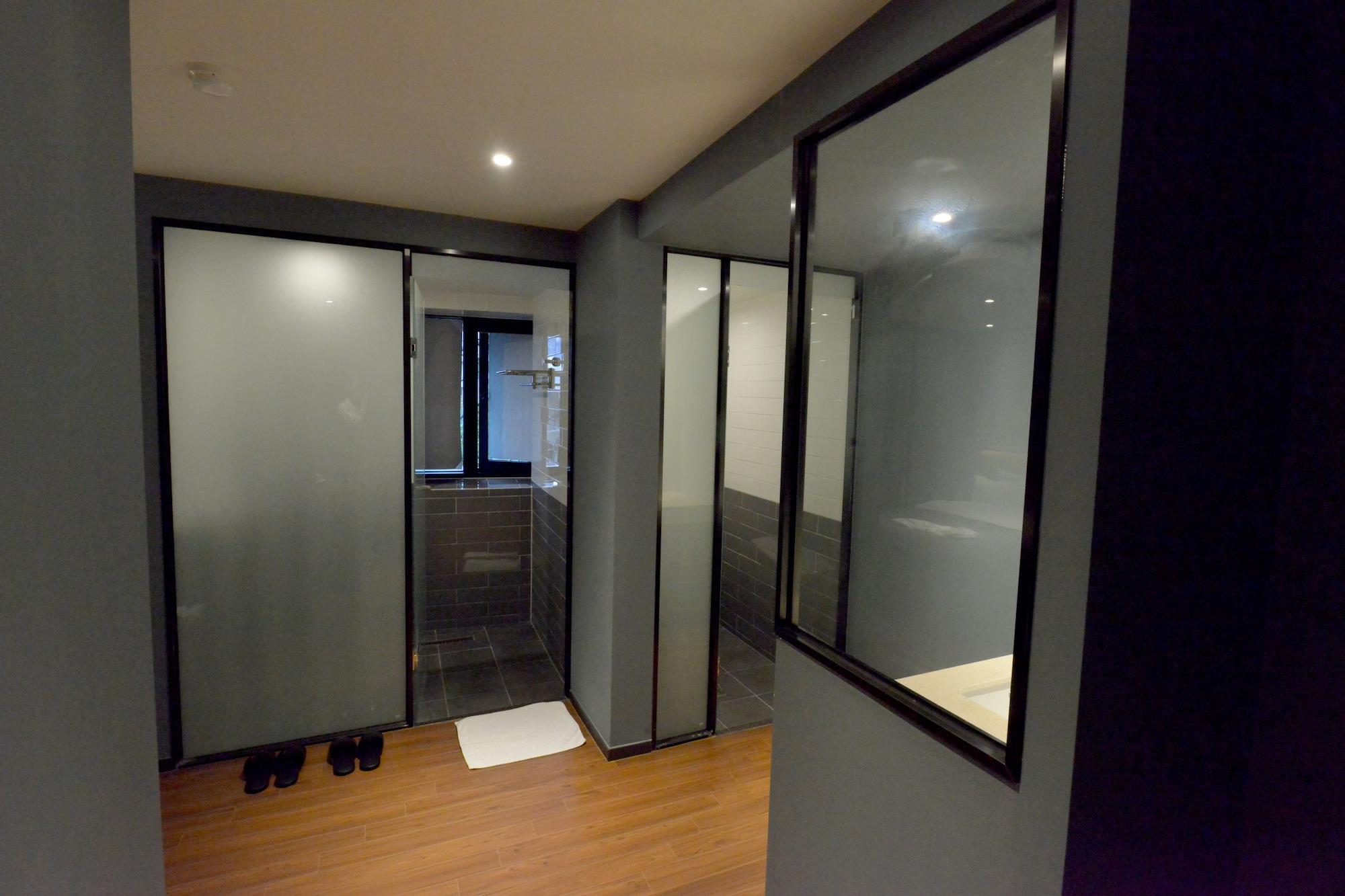 Brown Dot Hotel 昌原市 外观 照片
