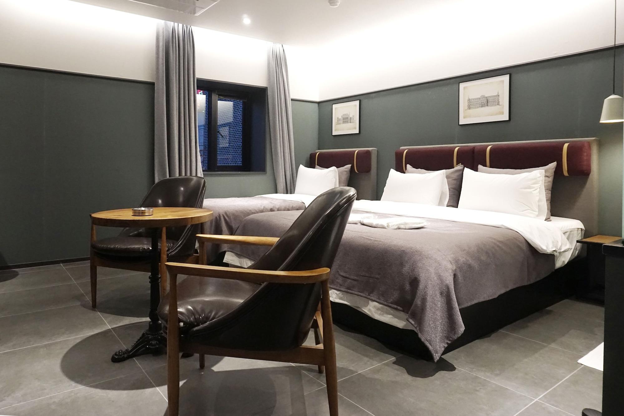Brown Dot Hotel 昌原市 外观 照片