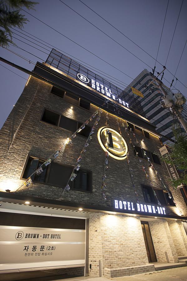 Brown Dot Hotel 昌原市 外观 照片